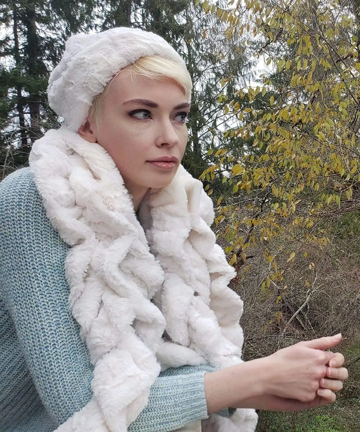 Scrunchy Scarf - Cuddly Faux Furs